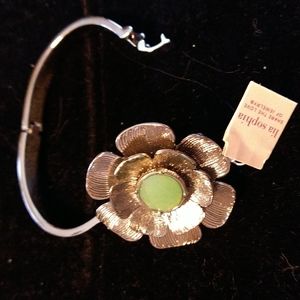 Lia Sophia bangle bracelet extra exchangeable clasps.